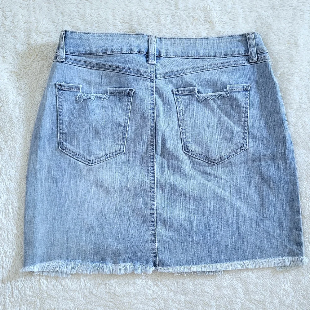 ✨️HP✨️ Rewash Distressed😫 